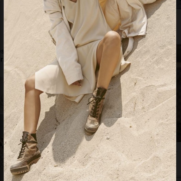 COPY - Louis Vuitton BOOT - Picture 8 of 11